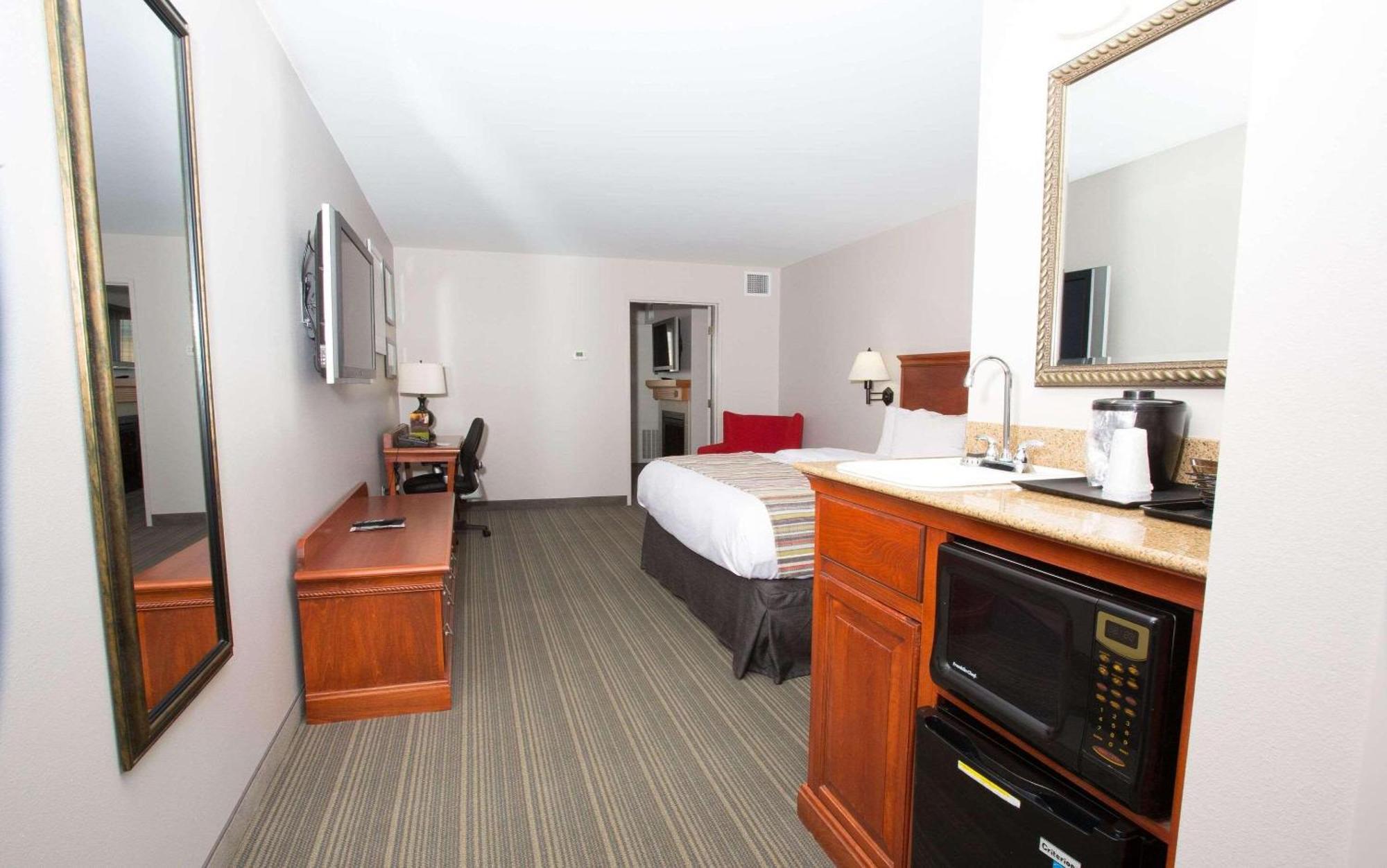 Country Inn & Suites By Radisson, Grand Forks, Nd Esterno foto