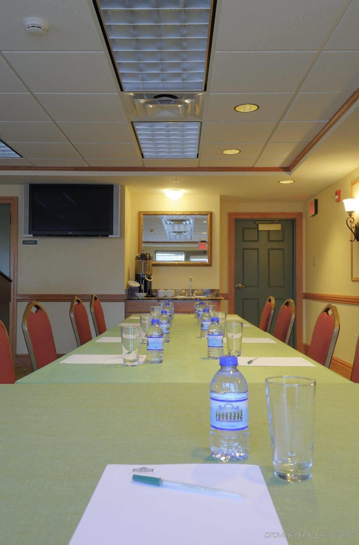 Country Inn & Suites By Radisson, Grand Forks, Nd Servizi foto